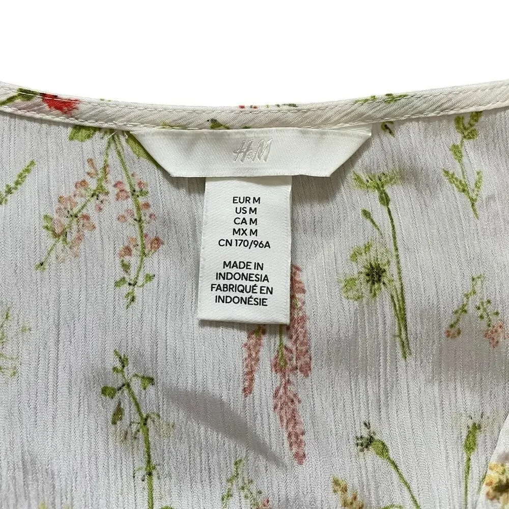 H&M Cropped Vneck Top Smocked Cream Floral Med Feminine Coquette Dainty Cottage - Picture 7 of 9